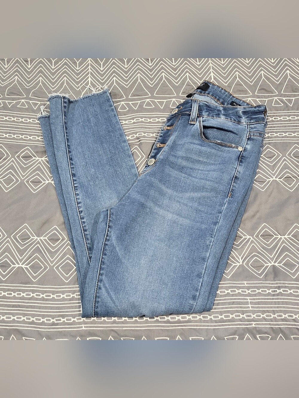 Judy Blue Distressed Skinny Jeans Size 7/28
